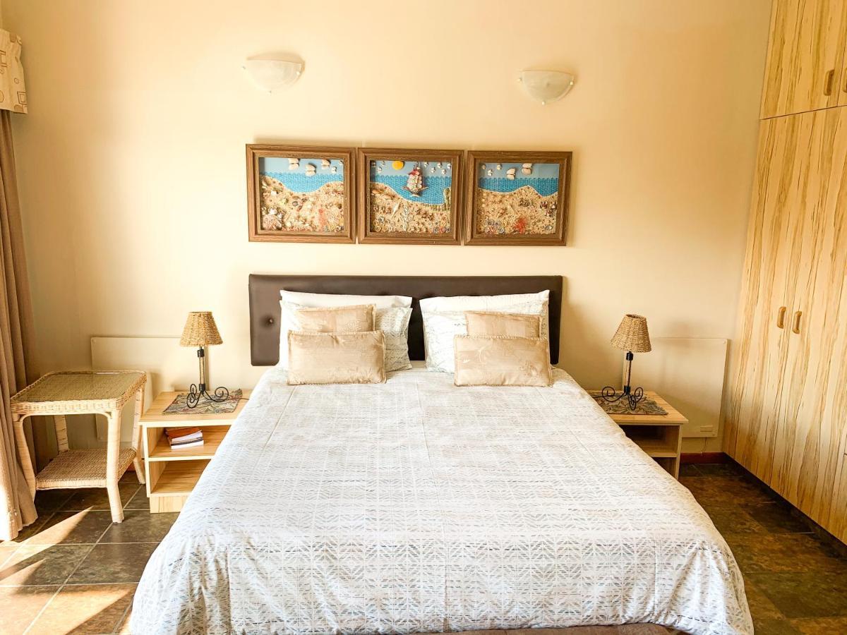 خليج جيفري Marina Martinique B&B المظهر الخارجي الصورة